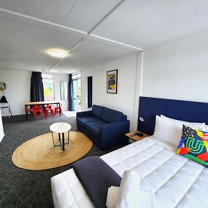 Urban Lounge Sleepery